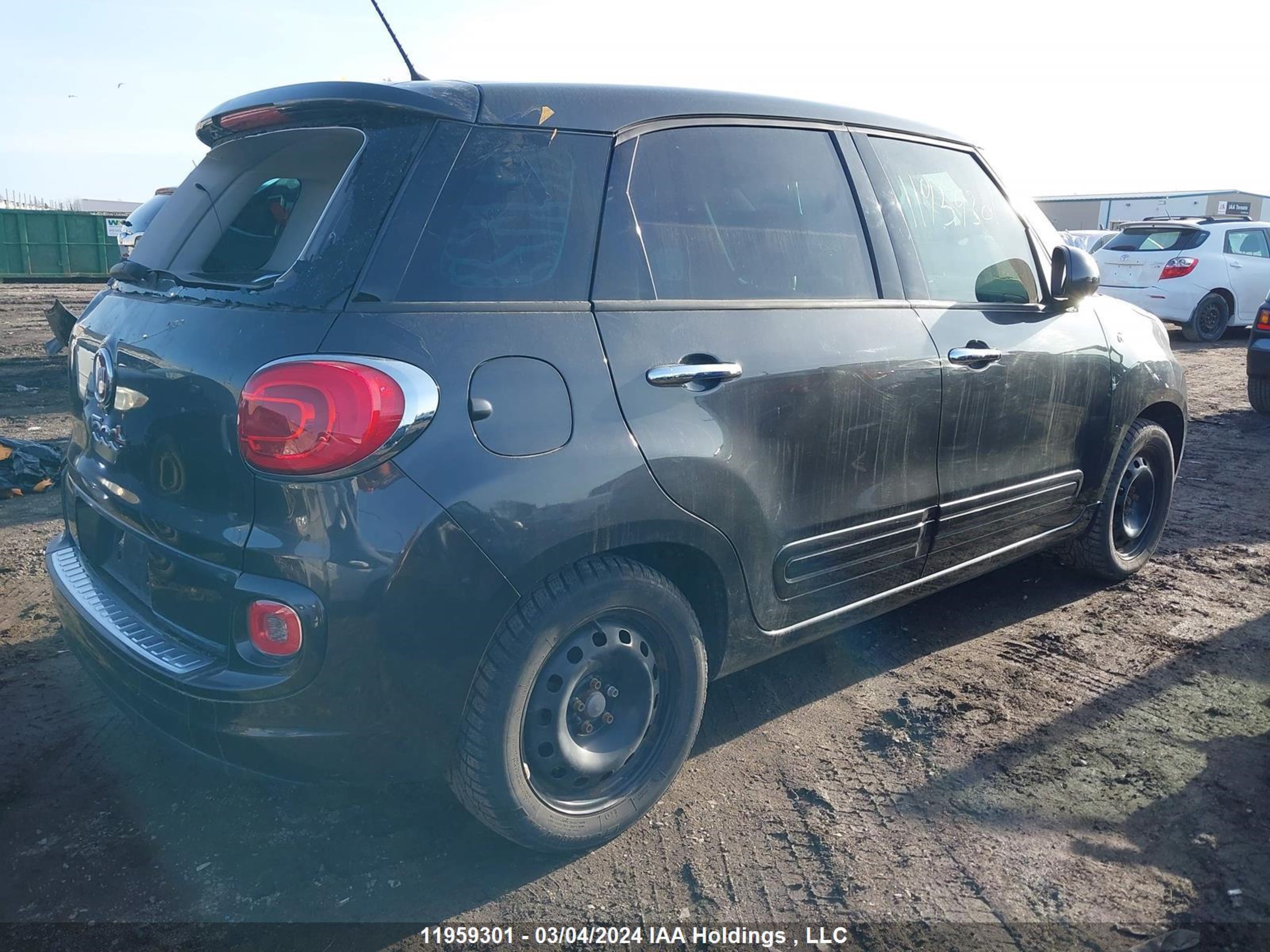 Photo 3 VIN: ZFBCFABH5EZ025356 - FIAT 500L 