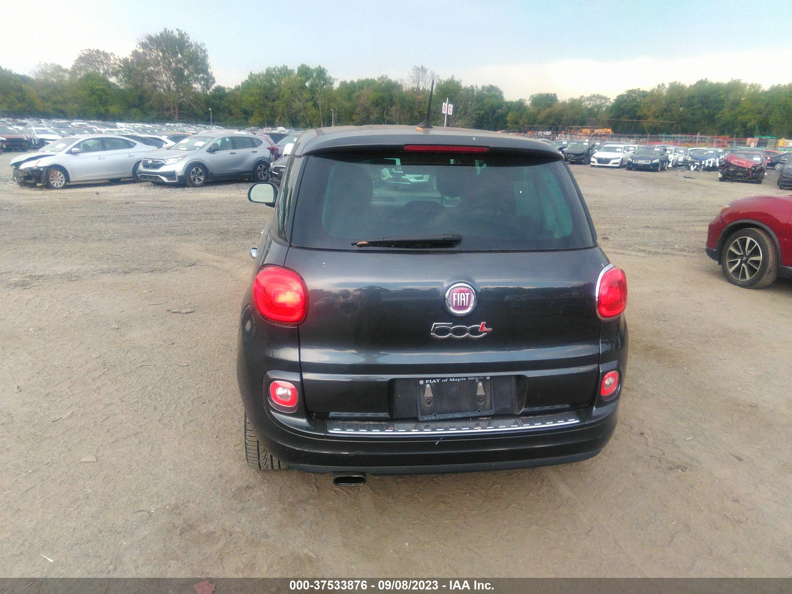 Photo 15 VIN: ZFBCFABH6EZ028511 - FIAT 500L 