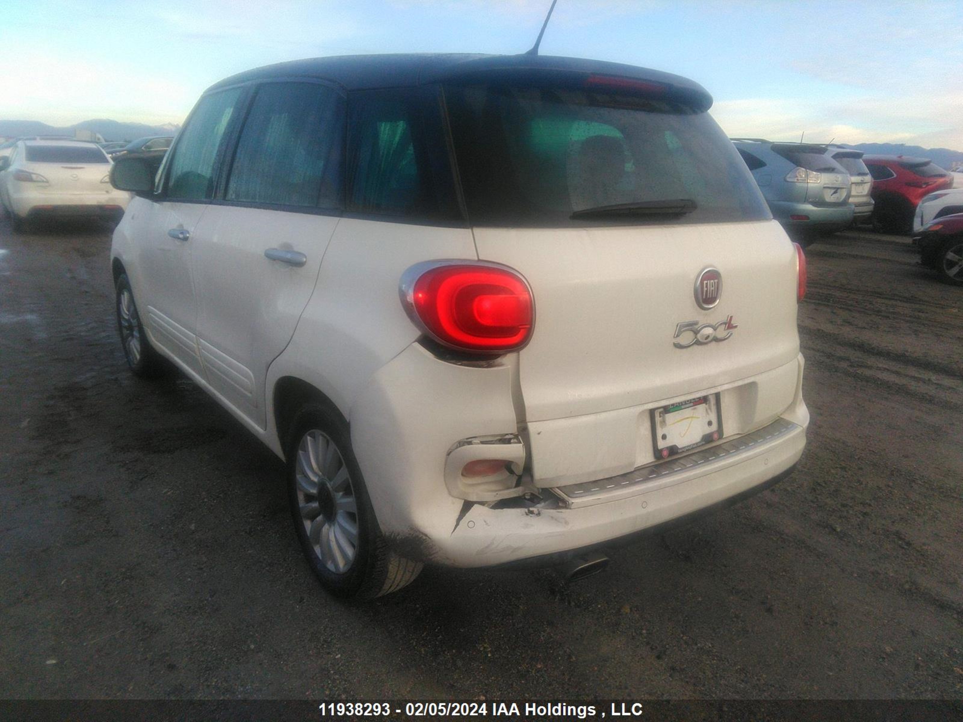 Photo 5 VIN: ZFBCFABH7FZ034903 - FIAT 500L 