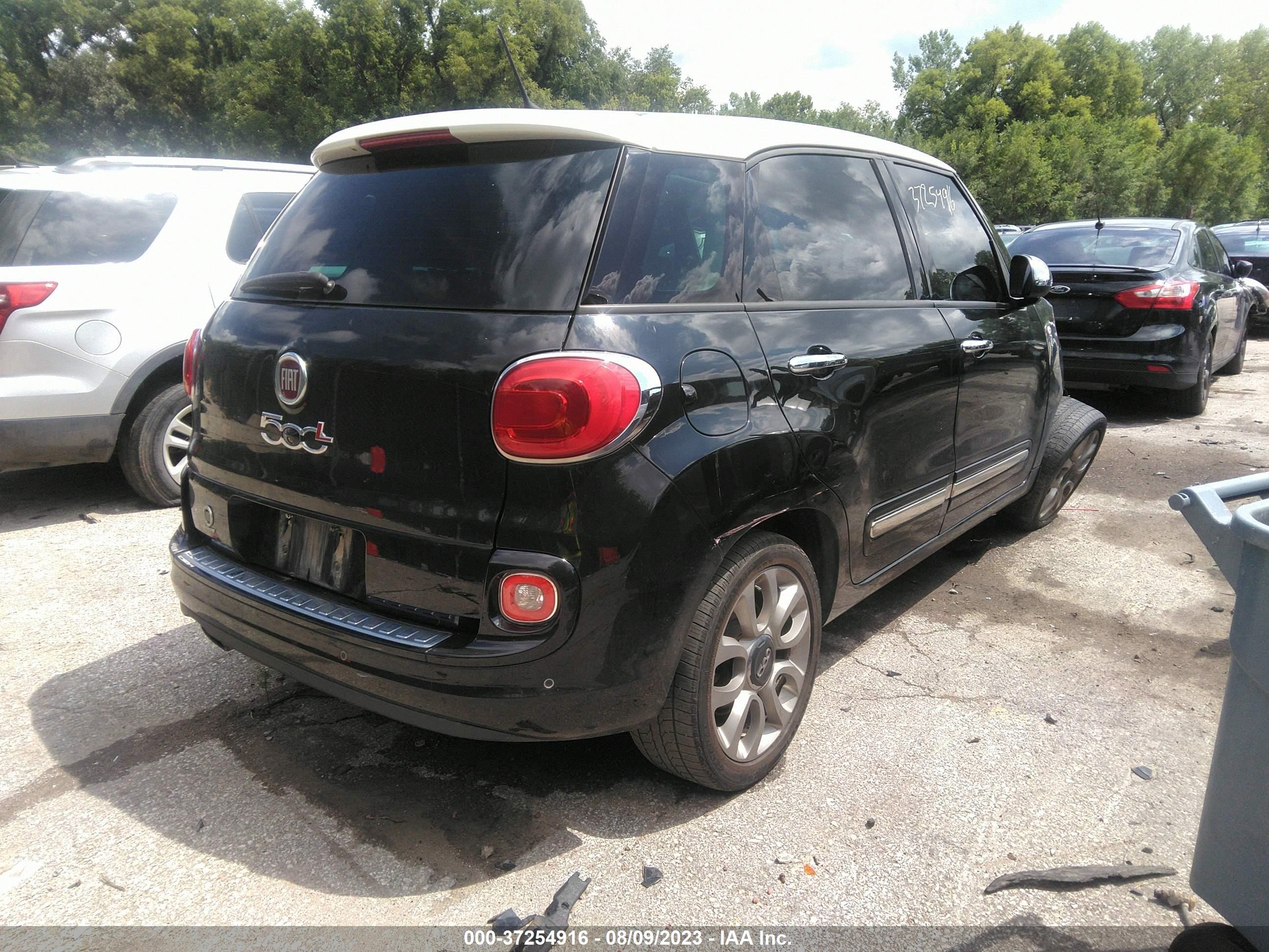 Photo 3 VIN: ZFBCFACH0EZ002680 - FIAT 500L 