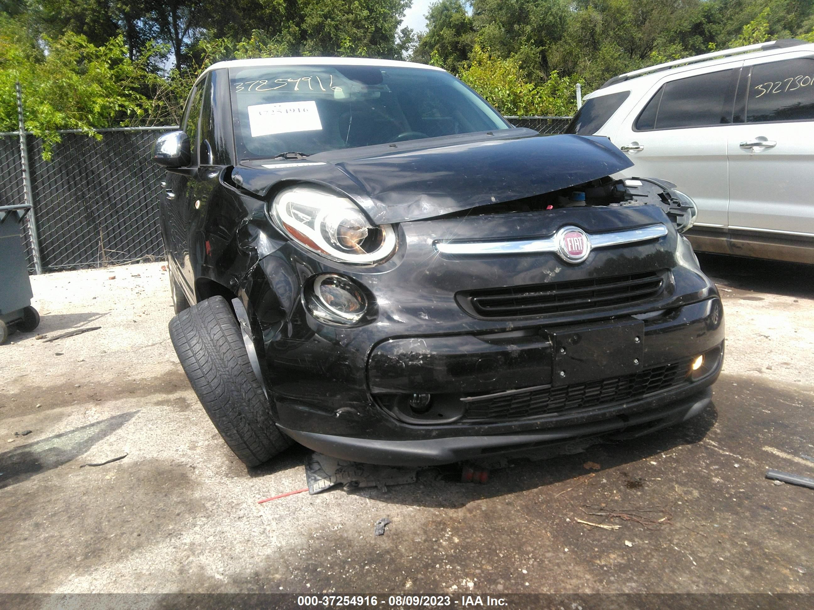 Photo 5 VIN: ZFBCFACH0EZ002680 - FIAT 500L 