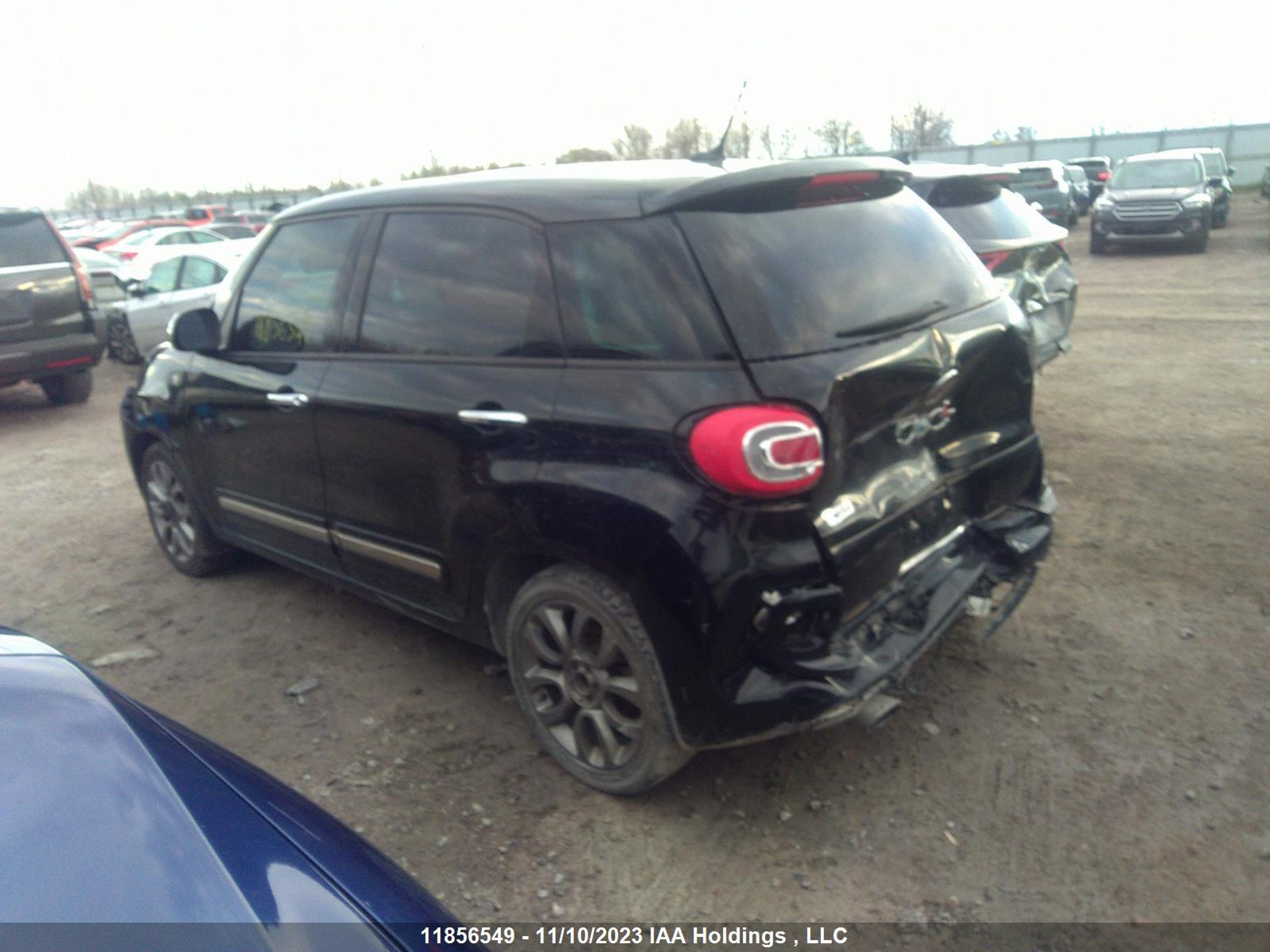 Photo 2 VIN: ZFBCFACH0FZ034885 - FIAT 500L 