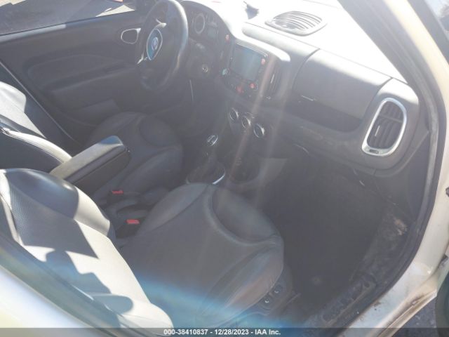 Photo 4 VIN: ZFBCFACH3EZ010112 - FIAT 500L 