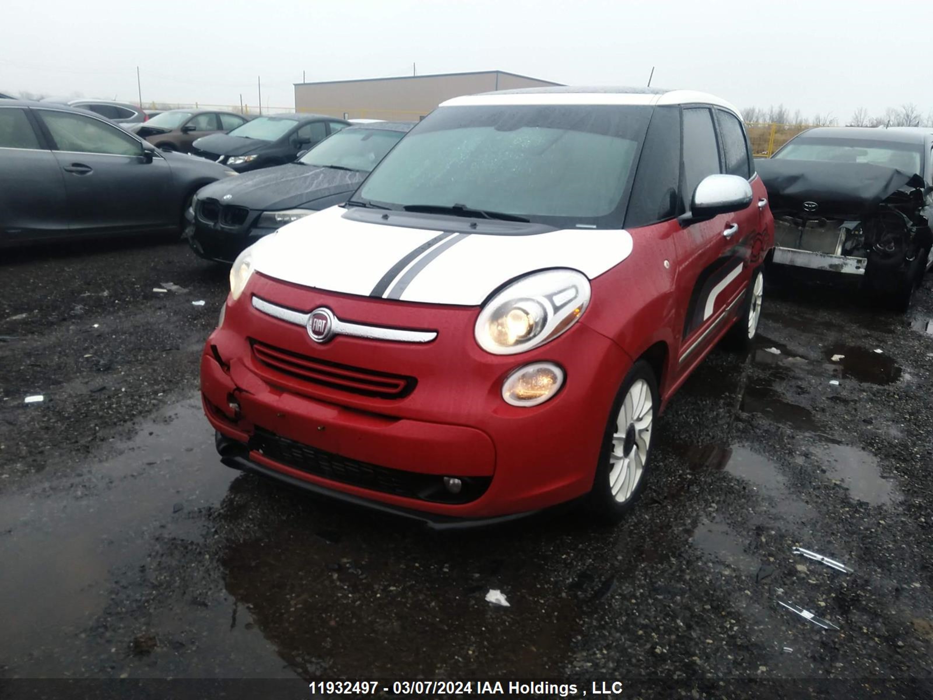 Photo 1 VIN: ZFBCFACH6EZ004370 - FIAT 500L 