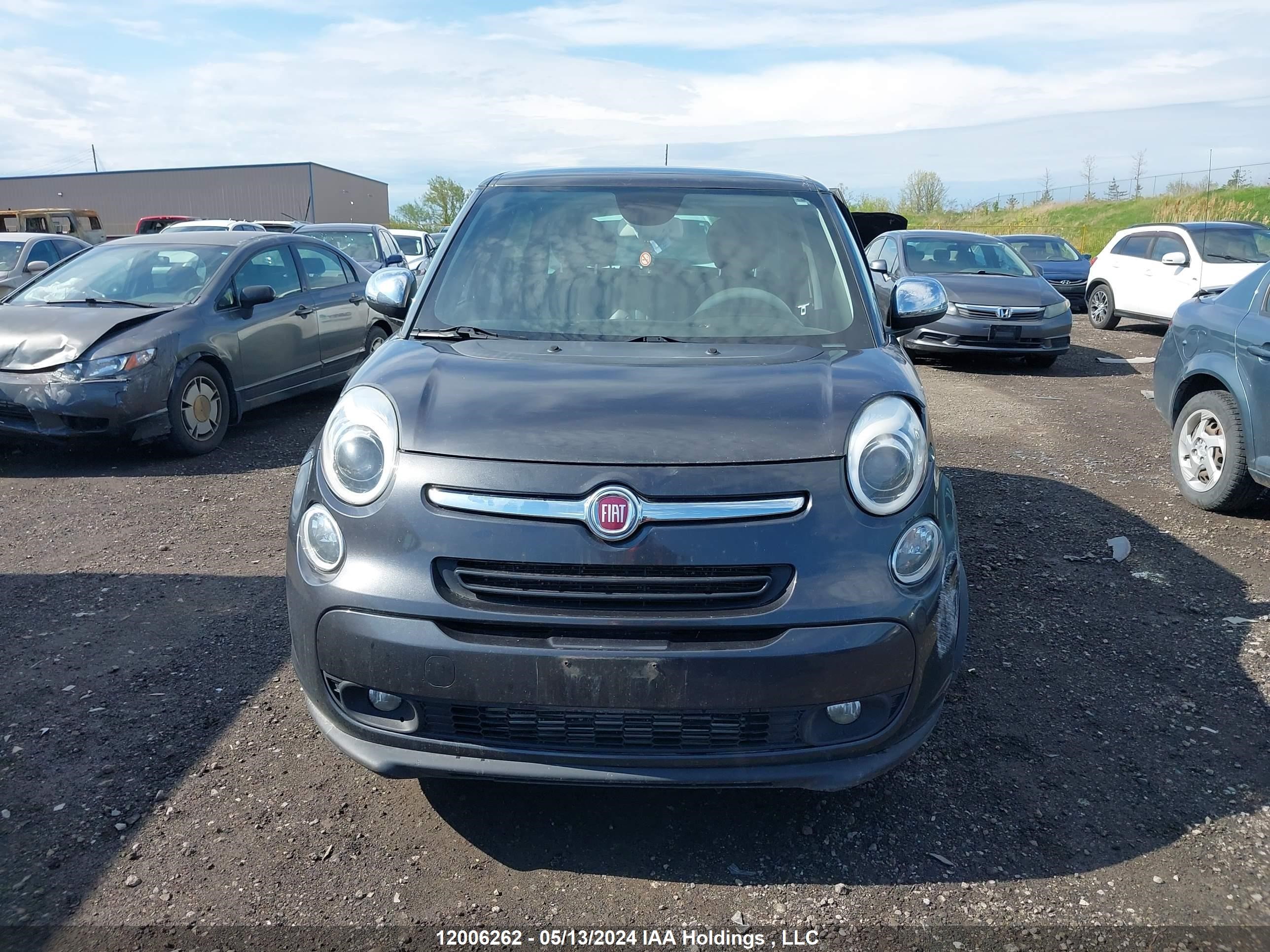 Photo 11 VIN: ZFBCFACH6FZ035491 - FIAT 500L 