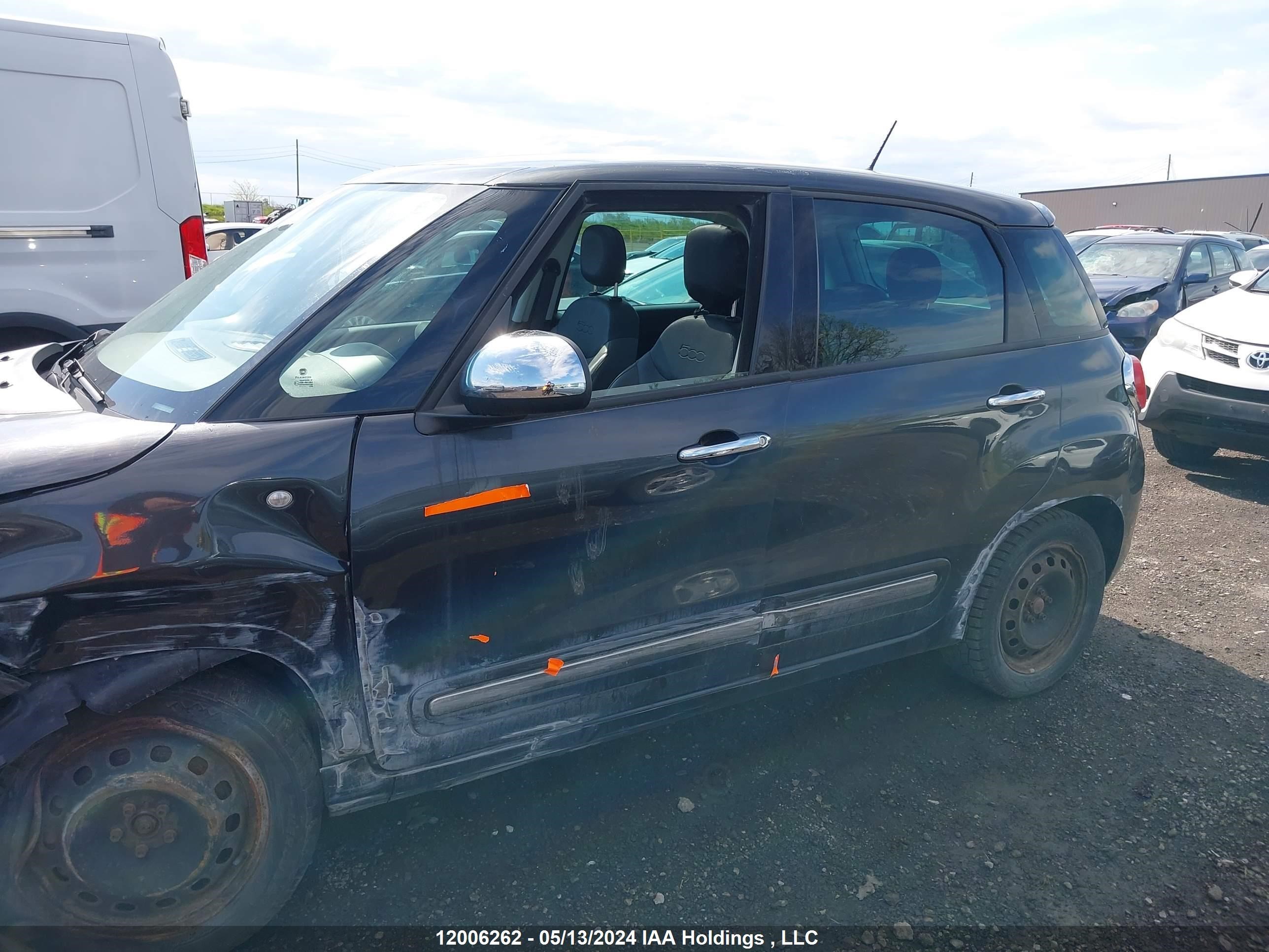 Photo 13 VIN: ZFBCFACH6FZ035491 - FIAT 500L 