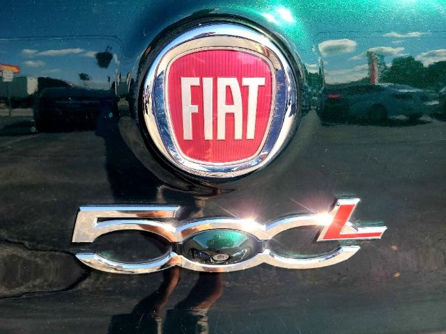 Photo 8 VIN: ZFBCFACH7EZ017693 - FIAT 500L 