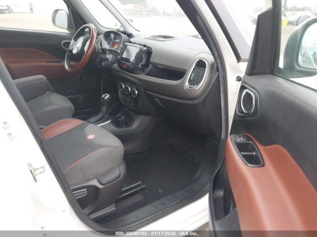 Photo 4 VIN: ZFBCFADH1EZ010219 - FIAT 500L 