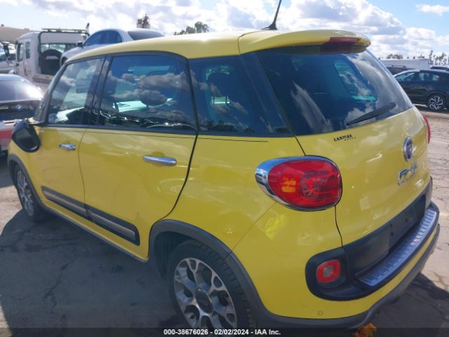 Photo 2 VIN: ZFBCFADH1EZ011127 - FIAT 500L 