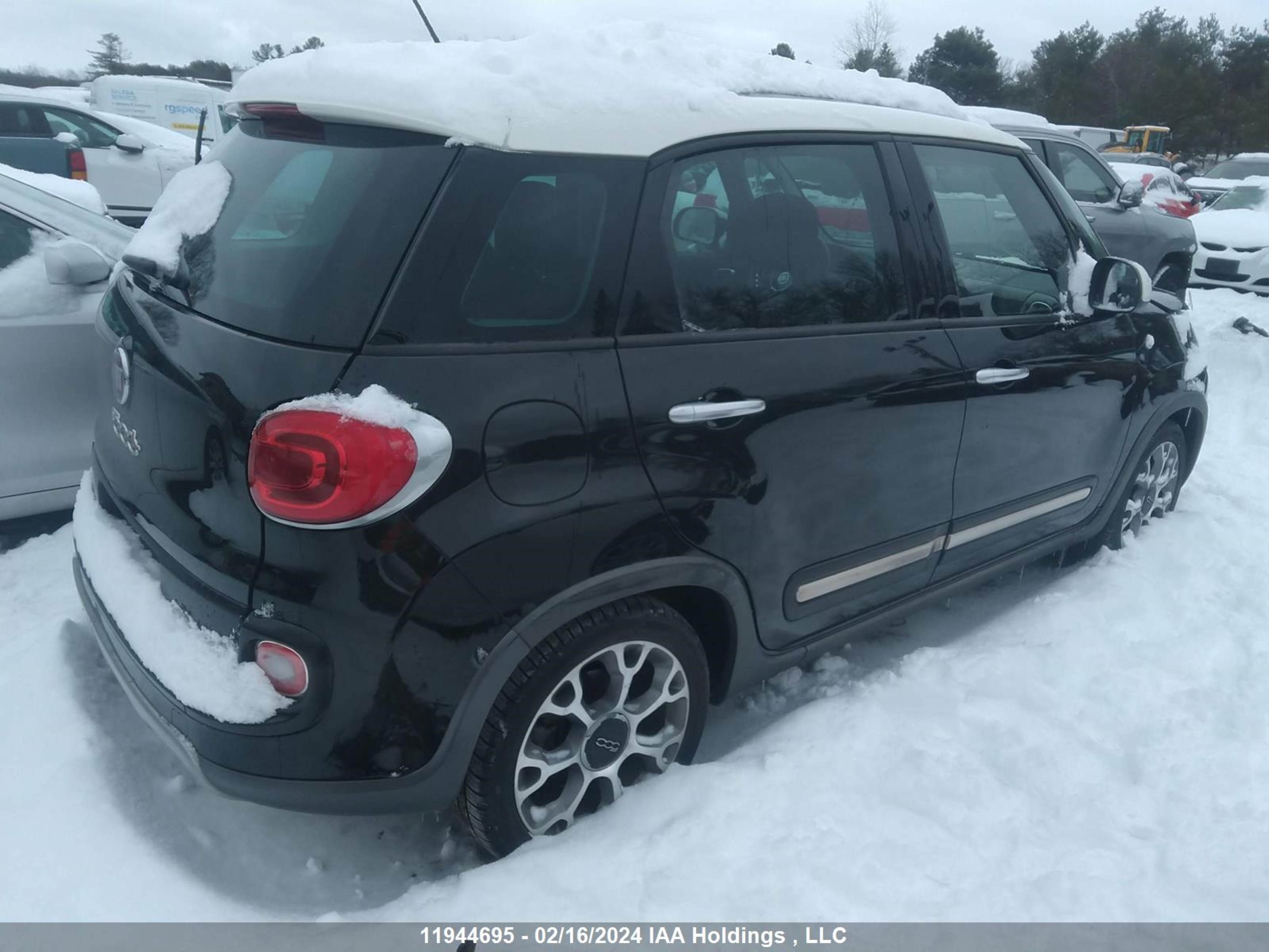 Photo 3 VIN: ZFBCFADH1EZ024489 - FIAT 500L 