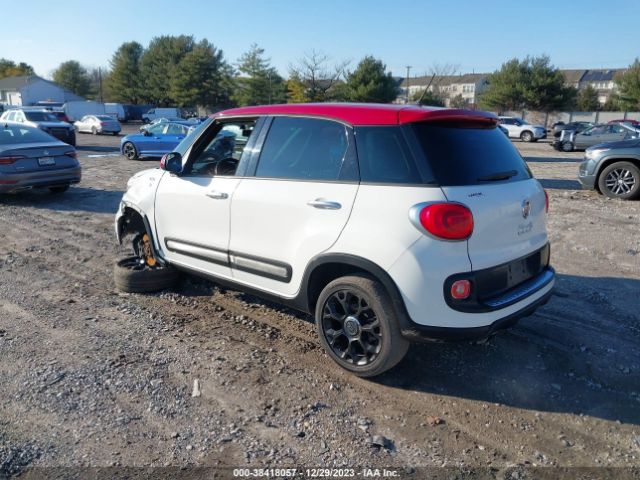 Photo 2 VIN: ZFBCFADH1GZ037178 - FIAT 500L 