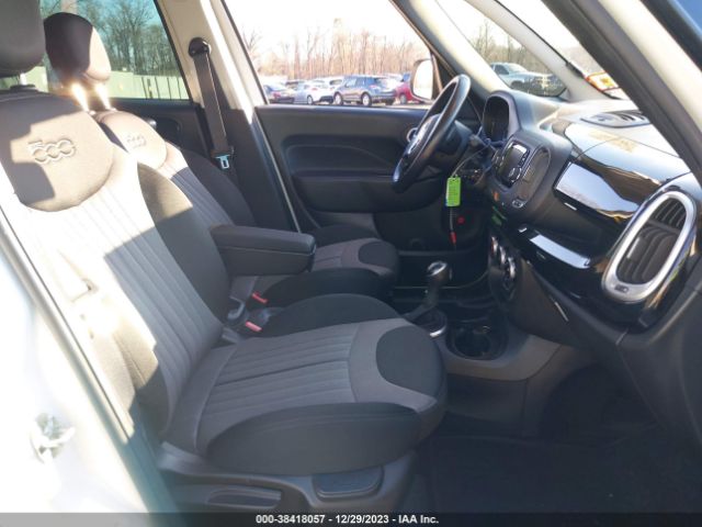 Photo 4 VIN: ZFBCFADH1GZ037178 - FIAT 500L 