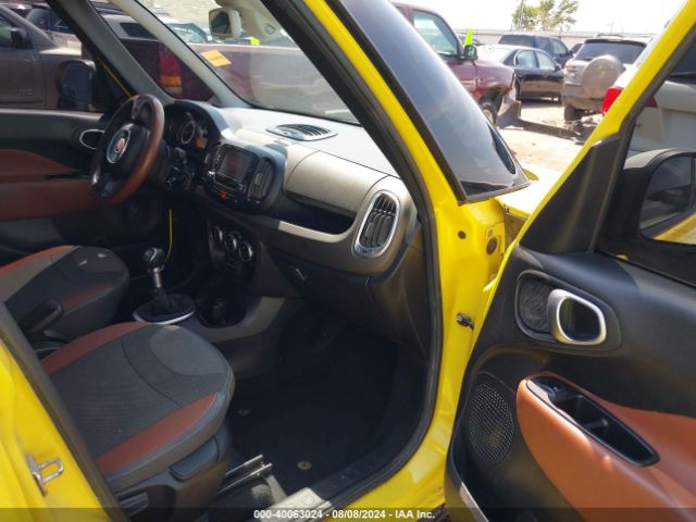 Photo 4 VIN: ZFBCFADH1GZ037956 - FIAT 500L 