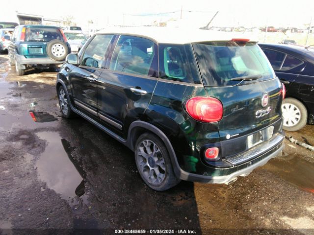 Photo 2 VIN: ZFBCFADH2EZ018975 - FIAT 500L 