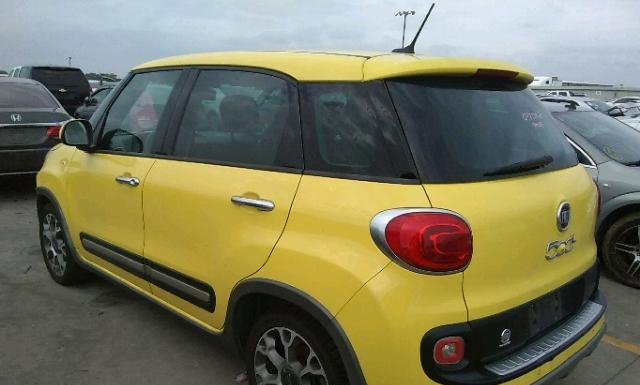 Photo 2 VIN: ZFBCFADH2EZ022945 - FIAT 500L 