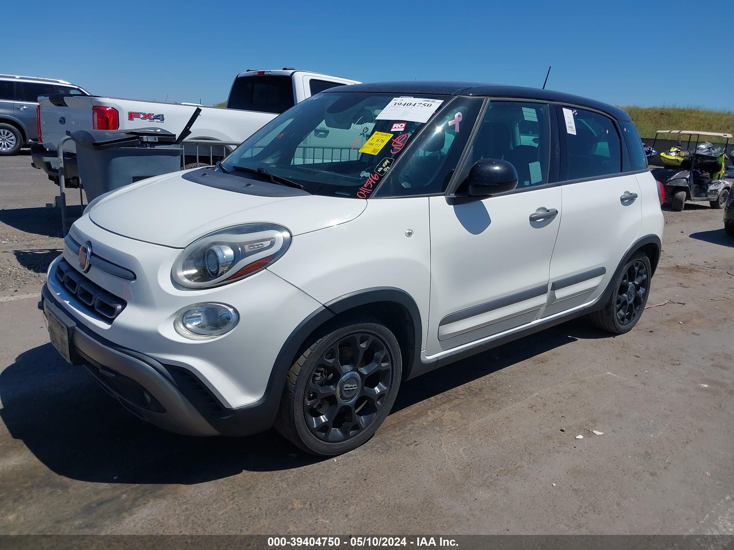 Photo 1 VIN: ZFBCFADH3JZ041546 - FIAT 500L 