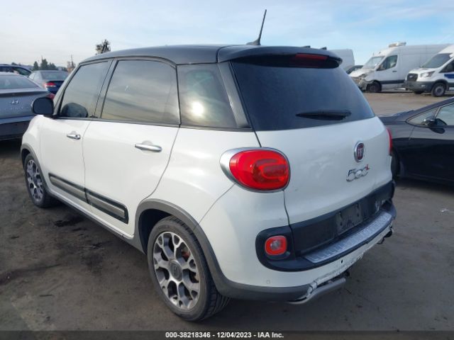 Photo 2 VIN: ZFBCFADH4EZ005757 - FIAT 500L 