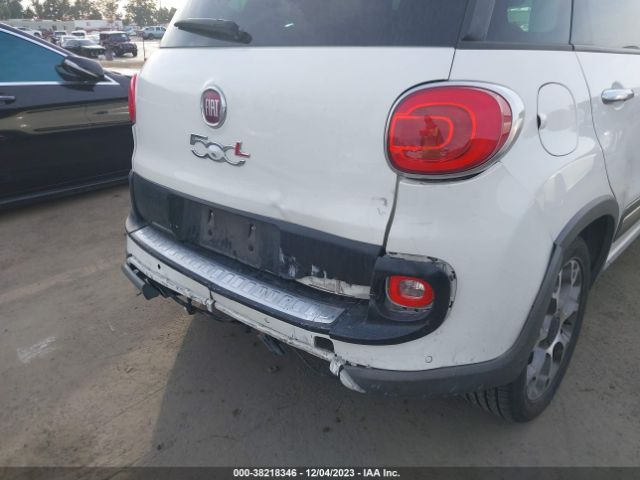 Photo 5 VIN: ZFBCFADH4EZ005757 - FIAT 500L 