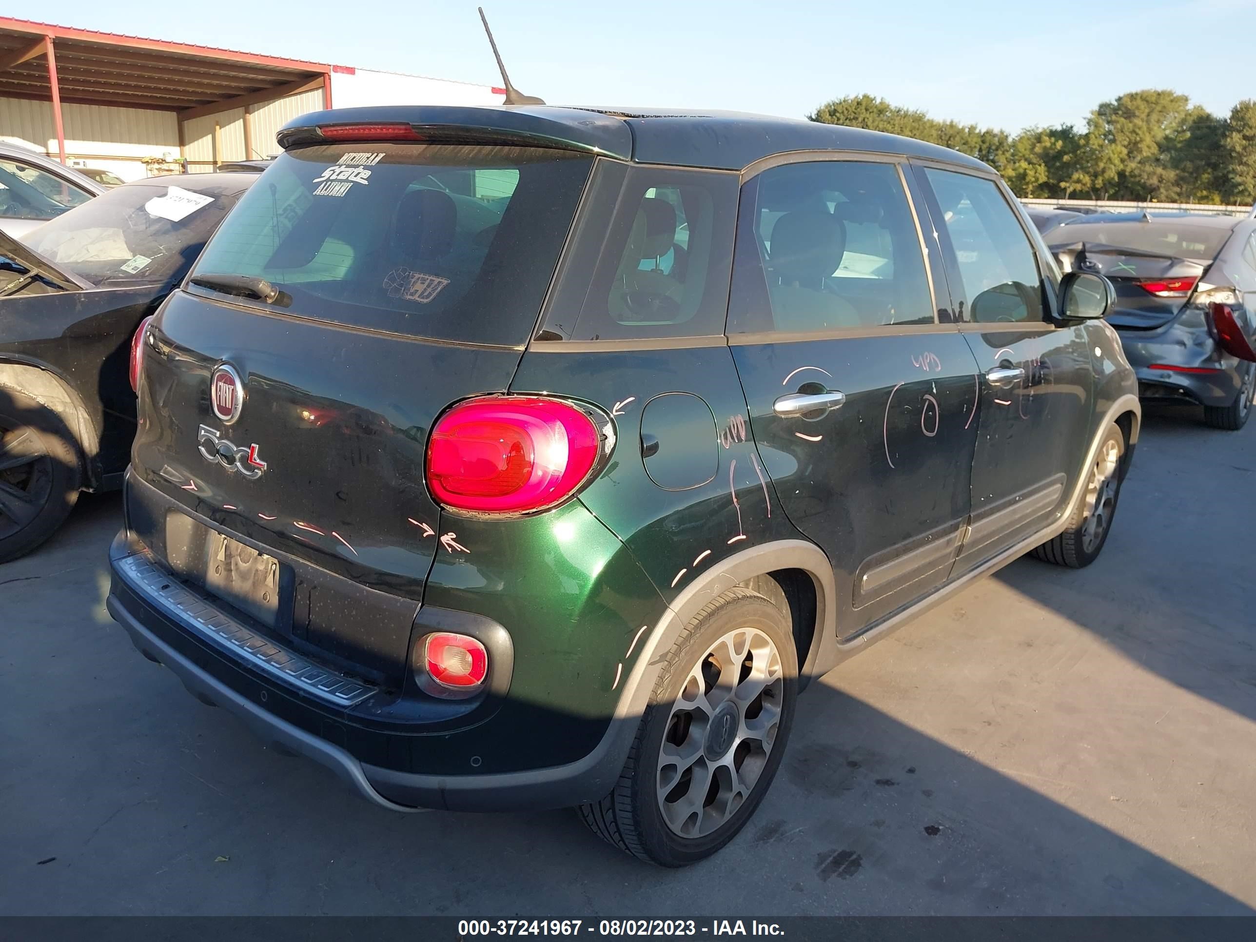 Photo 3 VIN: ZFBCFADH4EZ017715 - FIAT 500L 