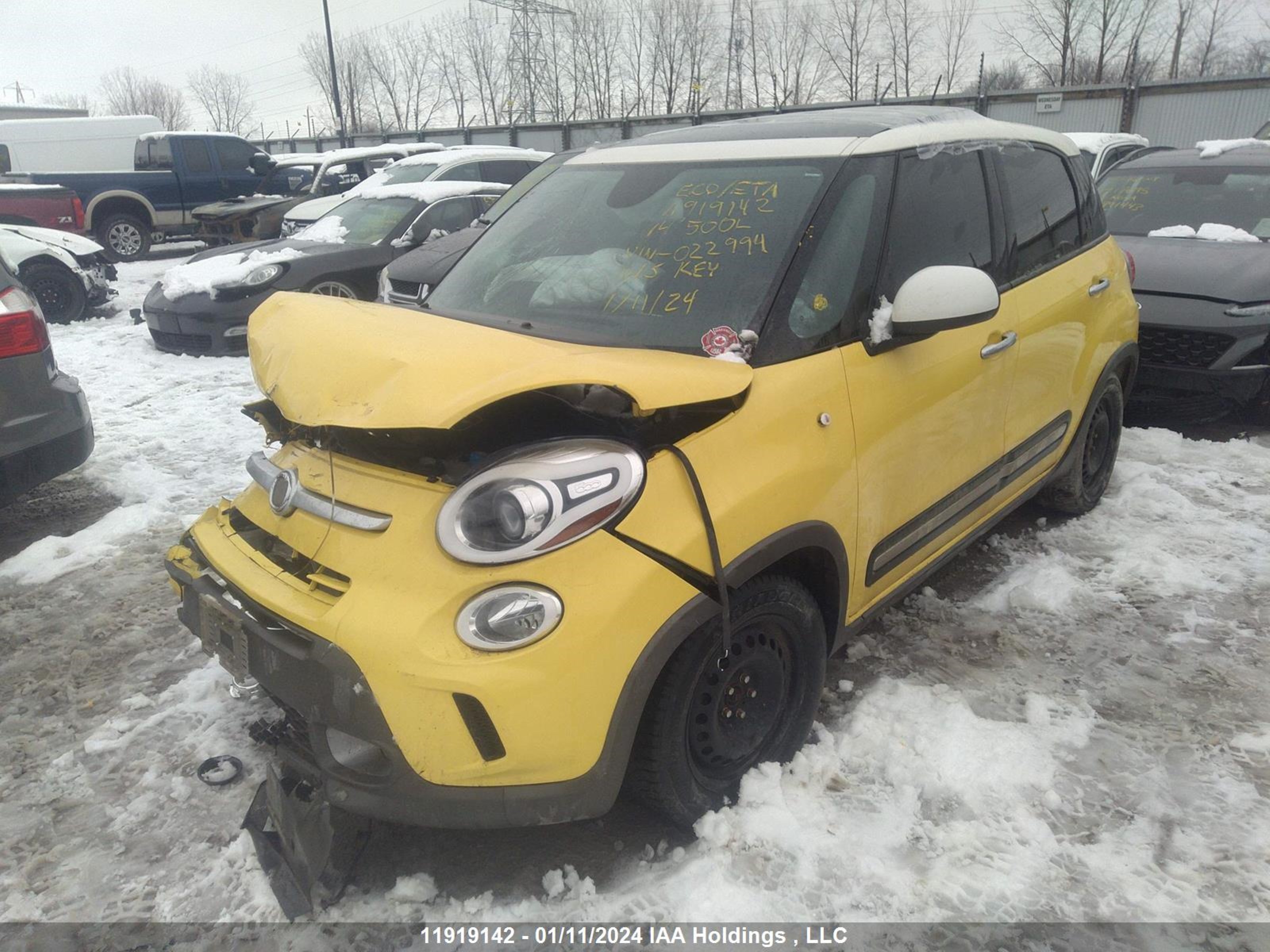 Photo 1 VIN: ZFBCFADH4EZ022994 - FIAT 500L 