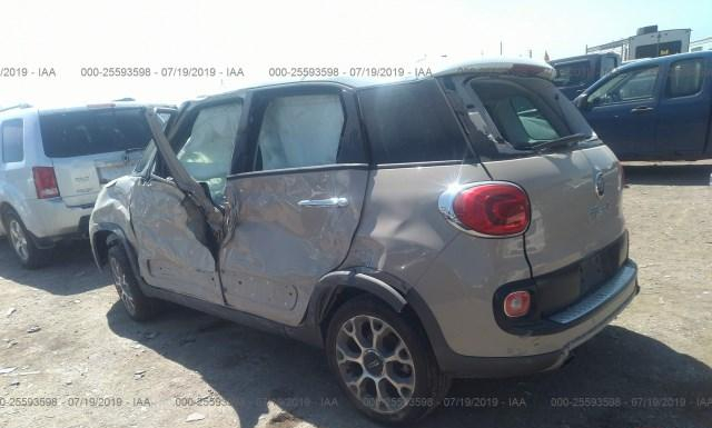 Photo 2 VIN: ZFBCFADH4GZ037479 - FIAT 500L 