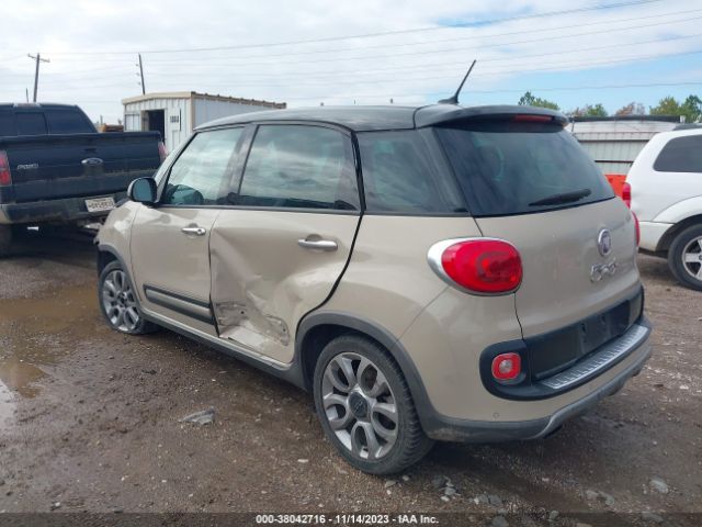 Photo 2 VIN: ZFBCFADH5EZ029002 - FIAT 500L 