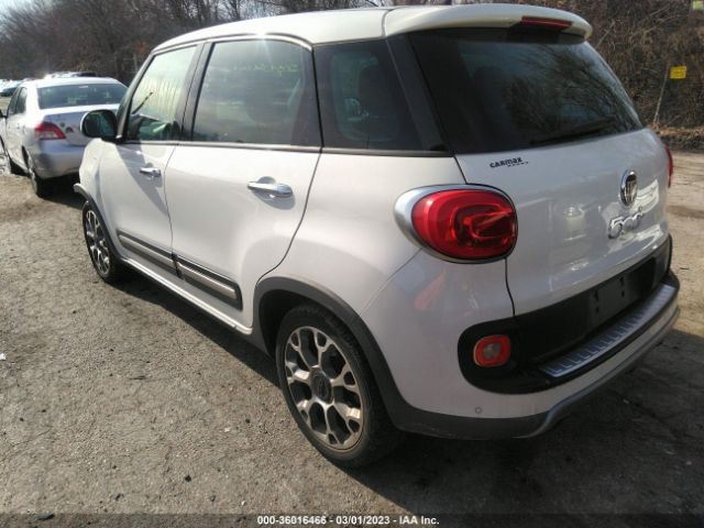 Photo 2 VIN: ZFBCFADH6EZ010989 - FIAT 500L 