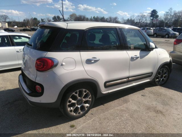 Photo 3 VIN: ZFBCFADH6EZ010989 - FIAT 500L 