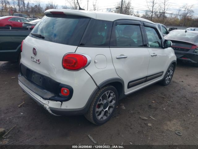 Photo 3 VIN: ZFBCFADH6EZ011639 - FIAT 500L 