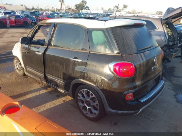 Photo 2 VIN: ZFBCFADH6HZ038912 - FIAT 500L 