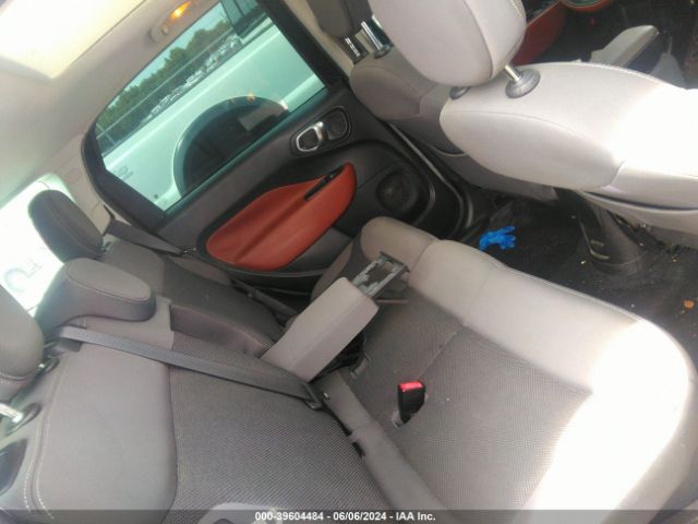 Photo 7 VIN: ZFBCFADH8EZ010847 - FIAT 500L 