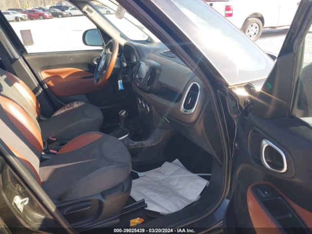 Photo 4 VIN: ZFBCFADH9EZ015233 - FIAT 500L 