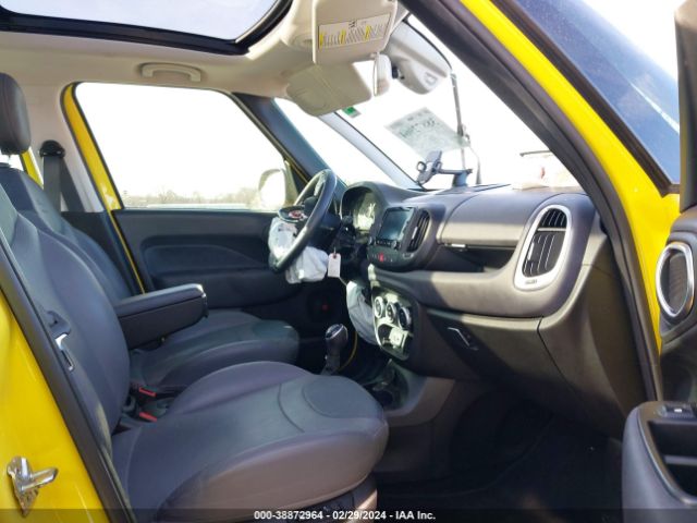 Photo 4 VIN: ZFBCFADH9HZ038855 - FIAT 500L 