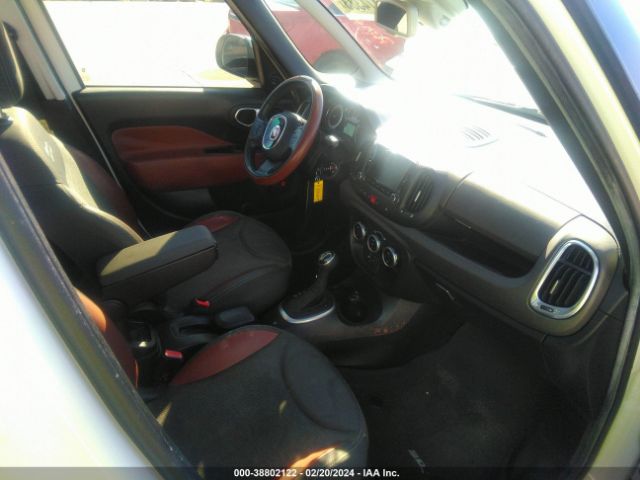 Photo 4 VIN: ZFBCFADHXEZ012941 - FIAT 500L 