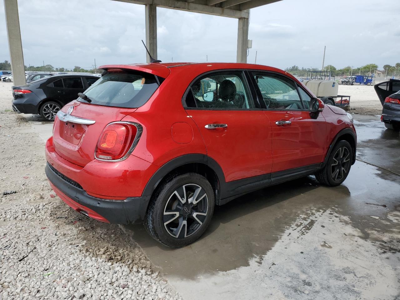 Photo 2 VIN: ZFBCFXAB9HP603703 - FIAT 500X 