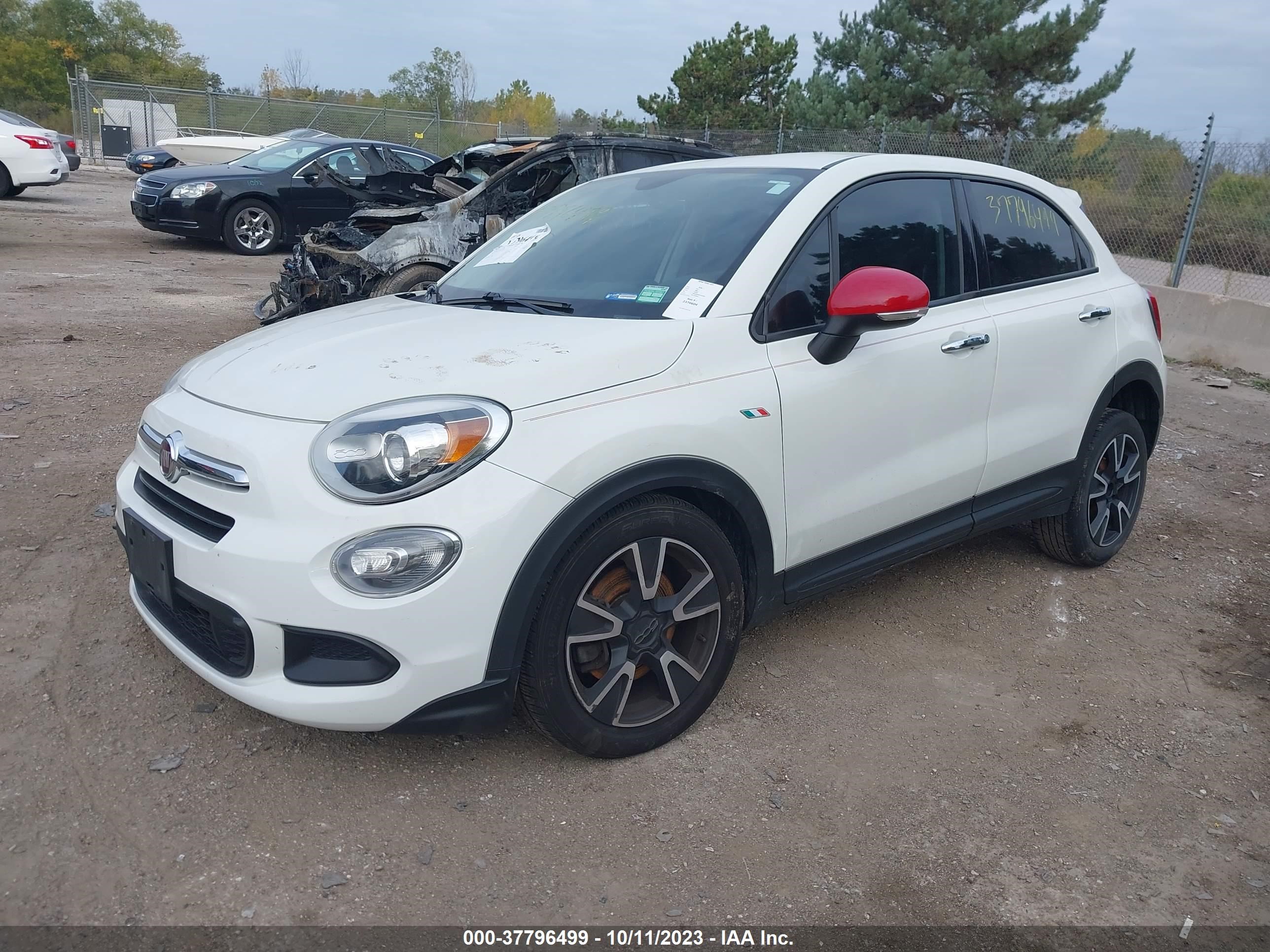 Photo 1 VIN: ZFBCFXABXHP525562 - FIAT 500X 