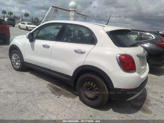 Photo 2 VIN: ZFBCFXAT5GP371799 - FIAT 500X 