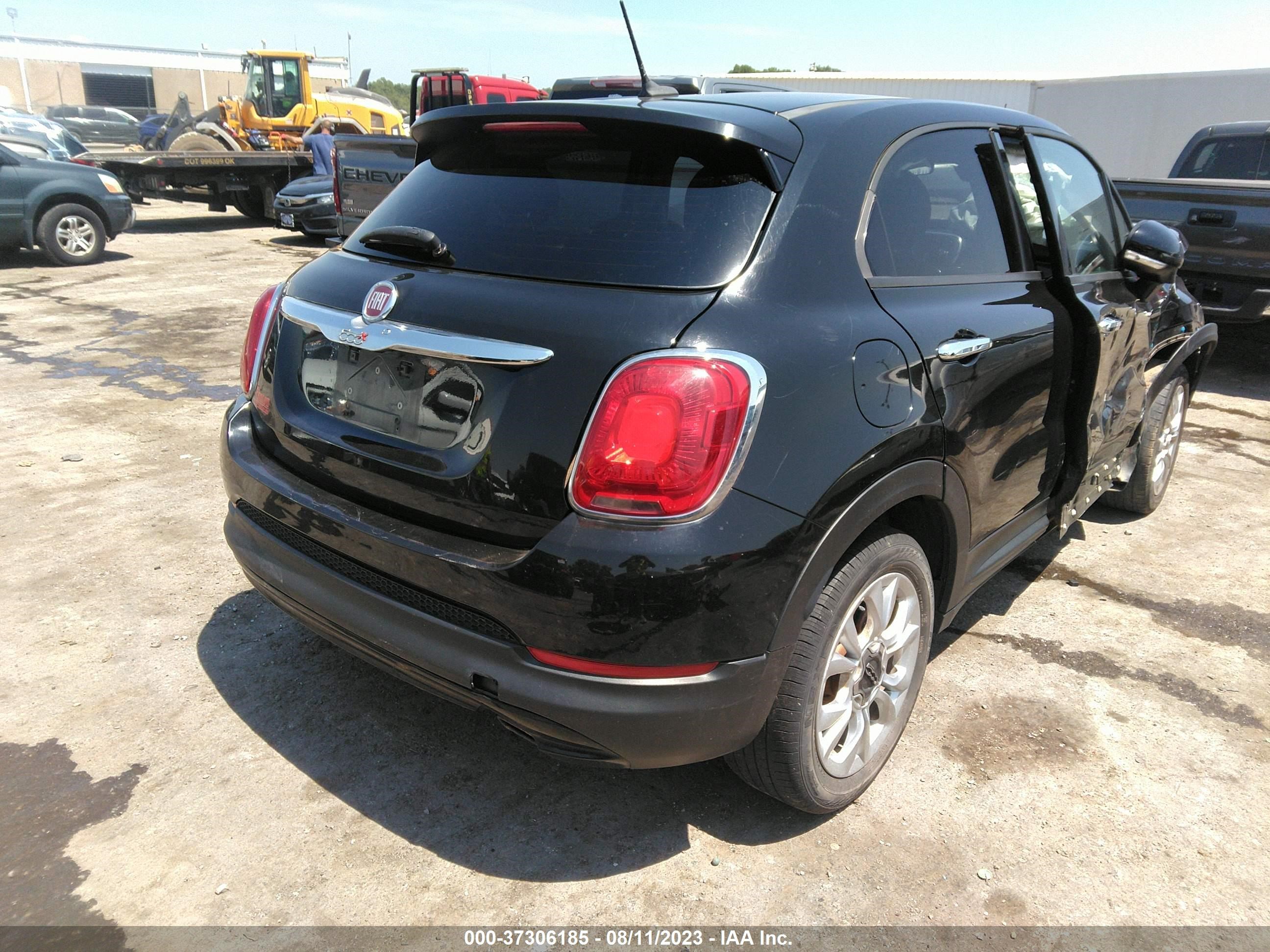 Photo 3 VIN: ZFBCFXBT0GP366931 - FIAT 500X 