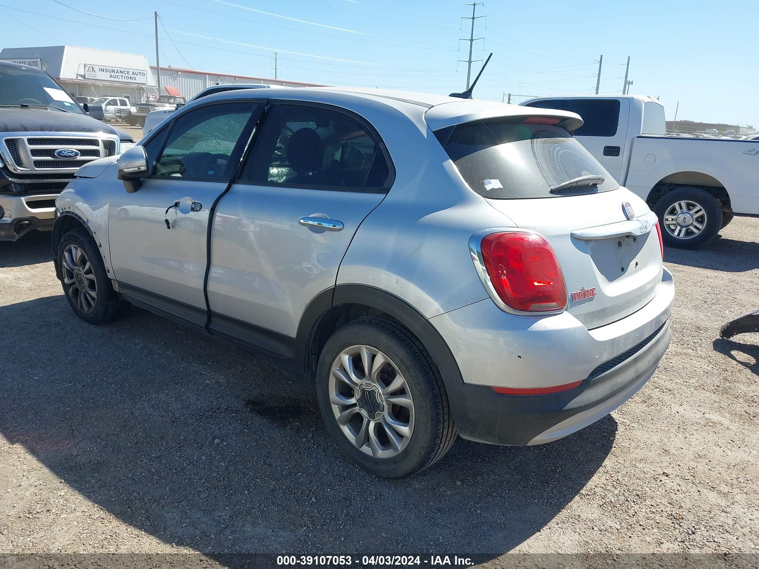 Photo 2 VIN: ZFBCFXBT1GP493932 - FIAT 500X 