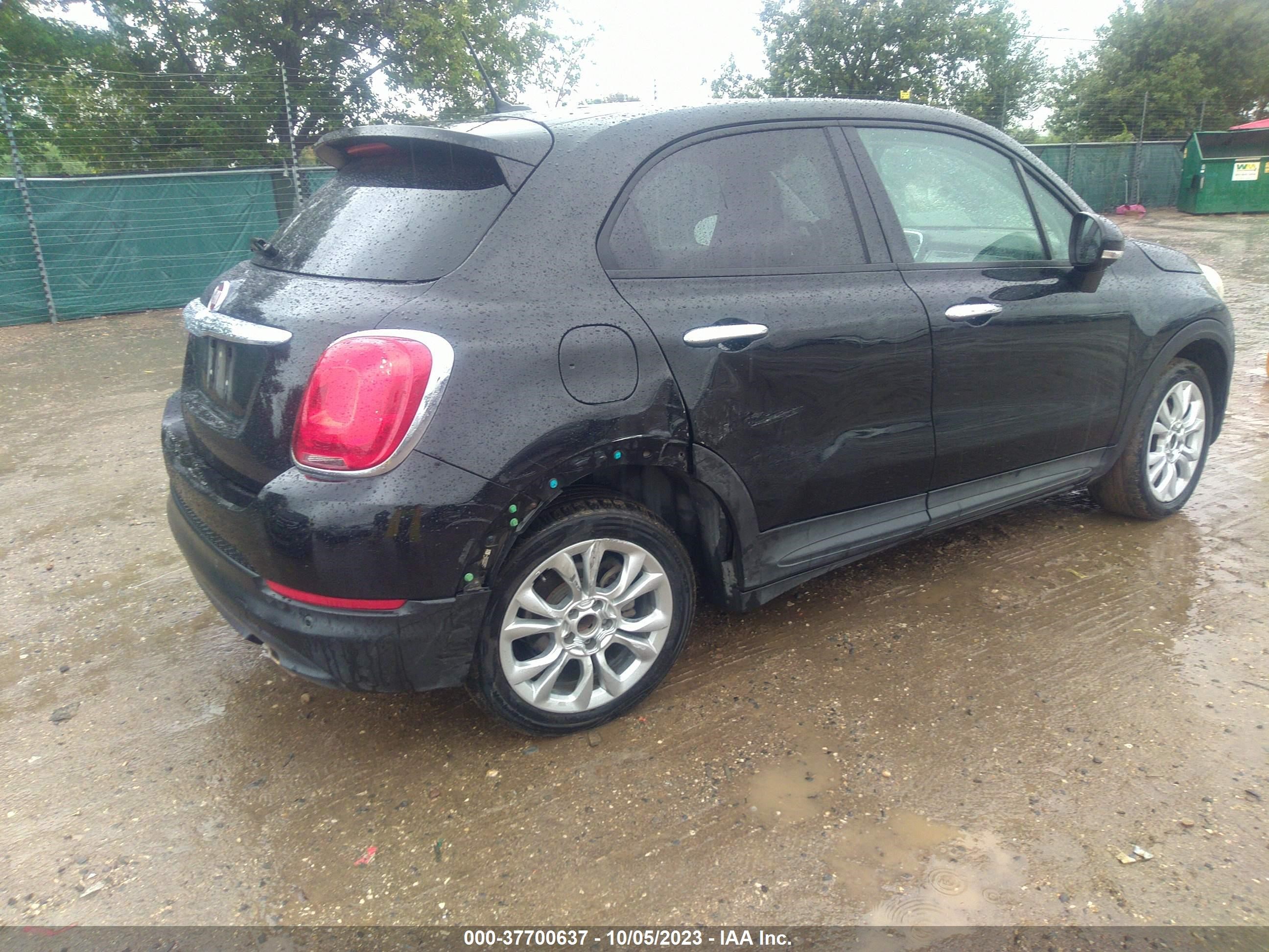 Photo 3 VIN: ZFBCFXBT2GP352559 - FIAT 500X 