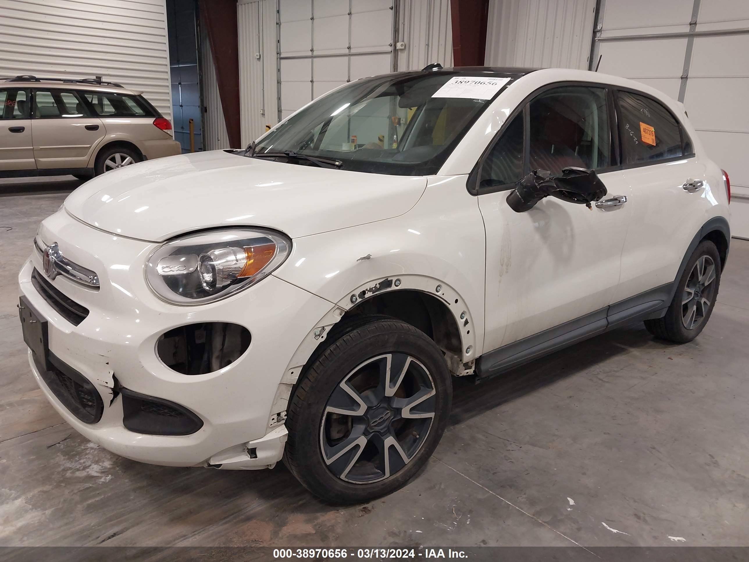 Photo 1 VIN: ZFBCFXBT3GP339996 - FIAT 500X 