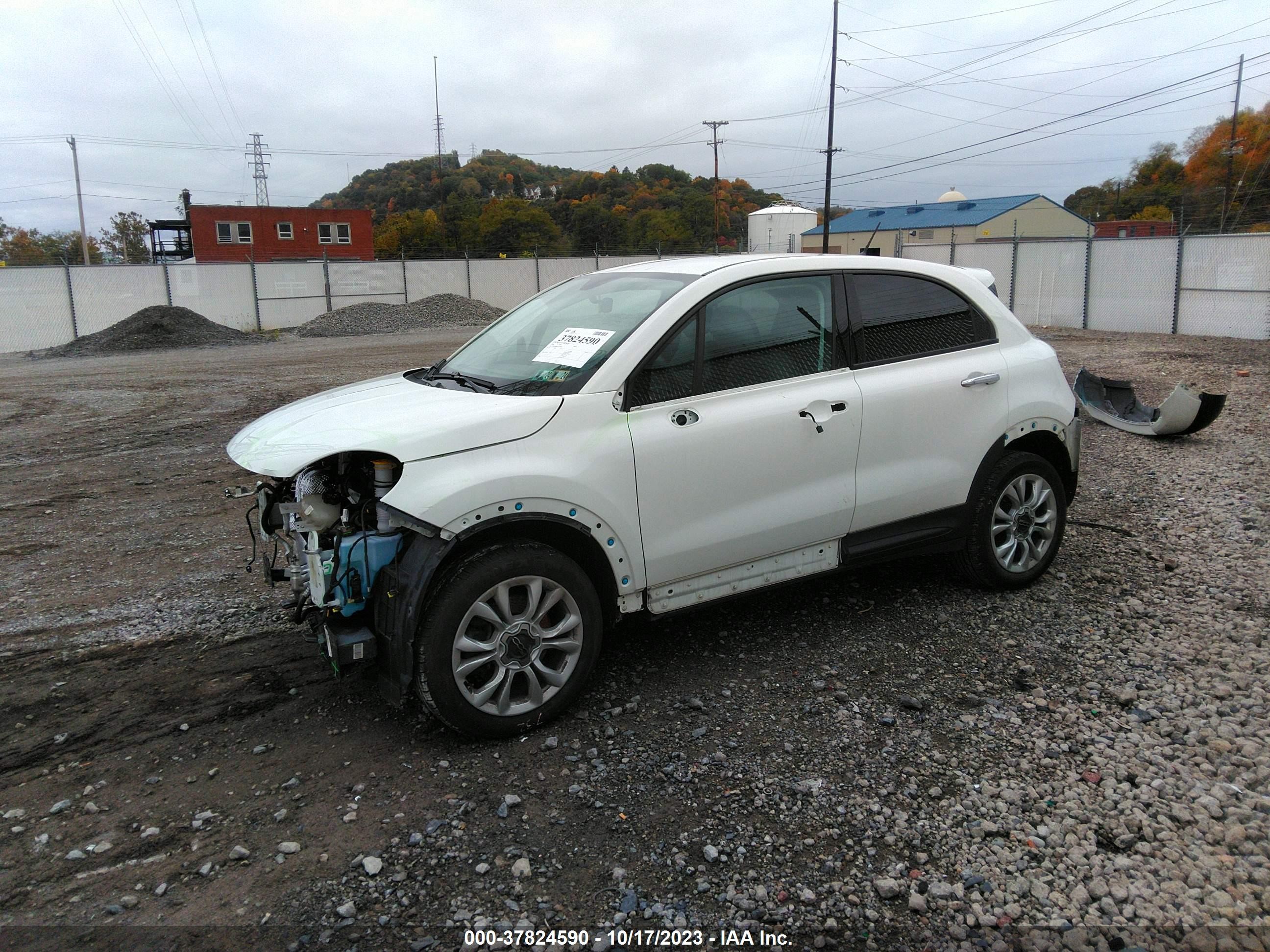 Photo 1 VIN: ZFBCFXBT5GP440974 - FIAT 500X 