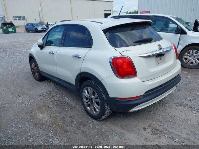 Photo 2 VIN: ZFBCFXBT6GP439817 - FIAT 500X 