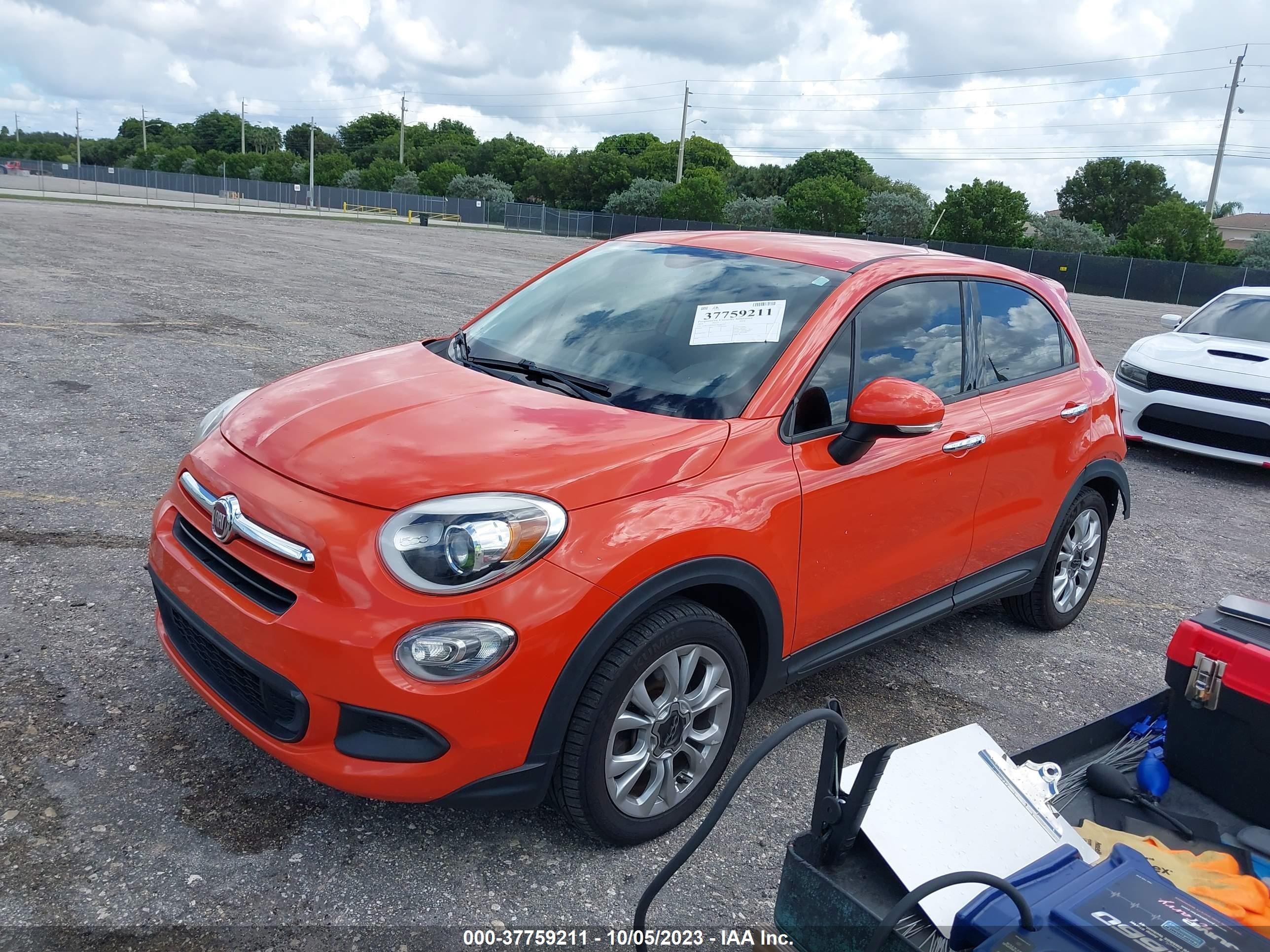 Photo 1 VIN: ZFBCFXBT9GP376776 - FIAT 500X 