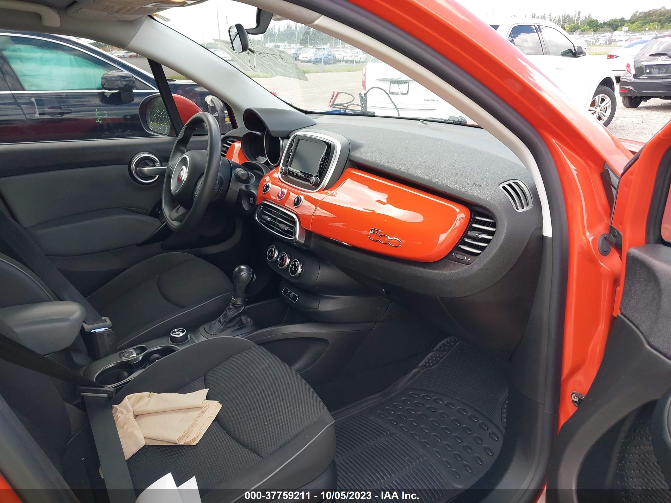 Photo 4 VIN: ZFBCFXBT9GP376776 - FIAT 500X 