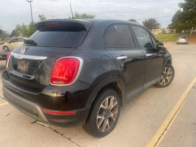 Photo 3 VIN: ZFBCFXCB7JP692108 - FIAT 500X TREKK 