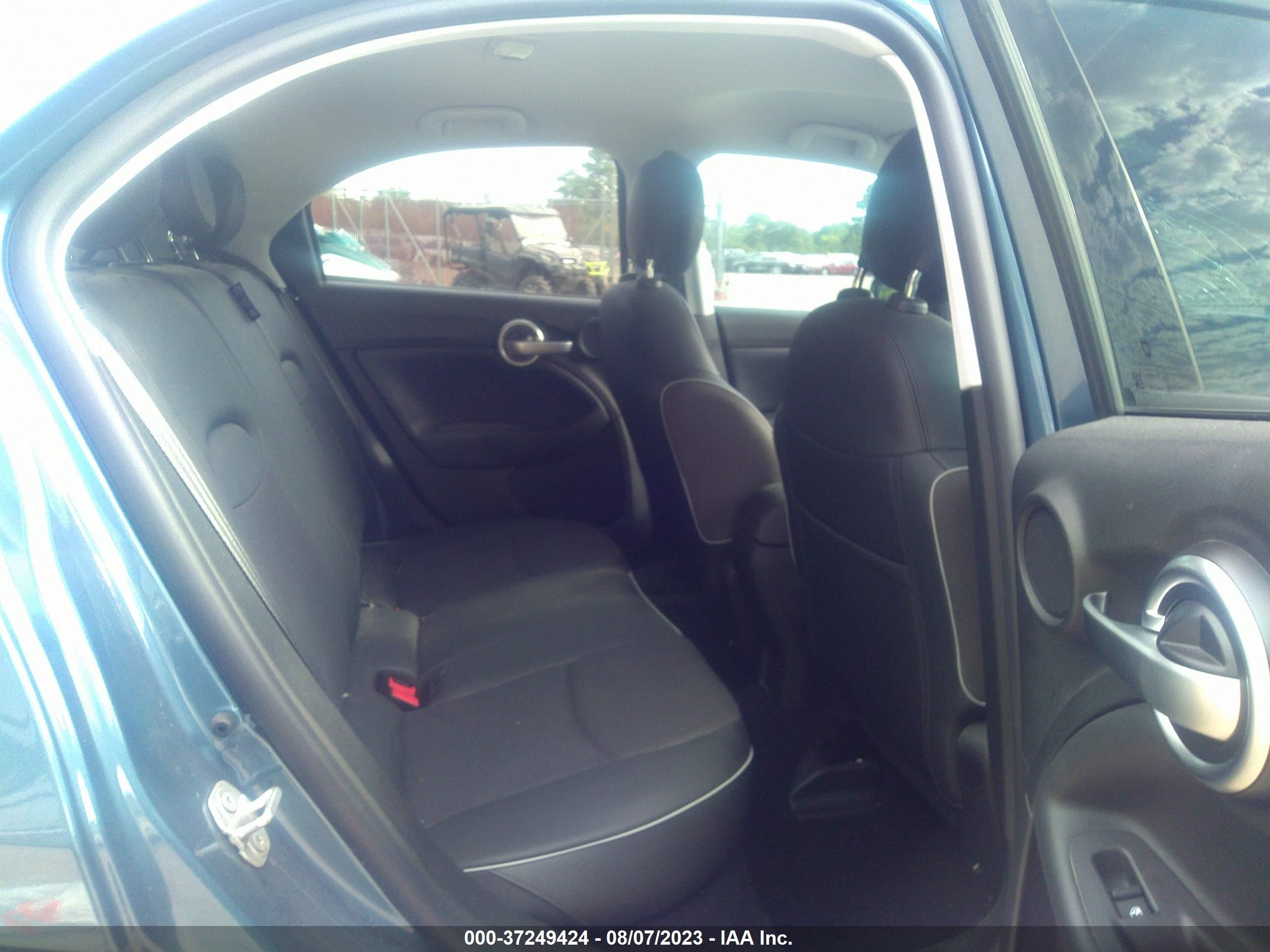 Photo 7 VIN: ZFBCFXCB8JP652023 - FIAT 500X 