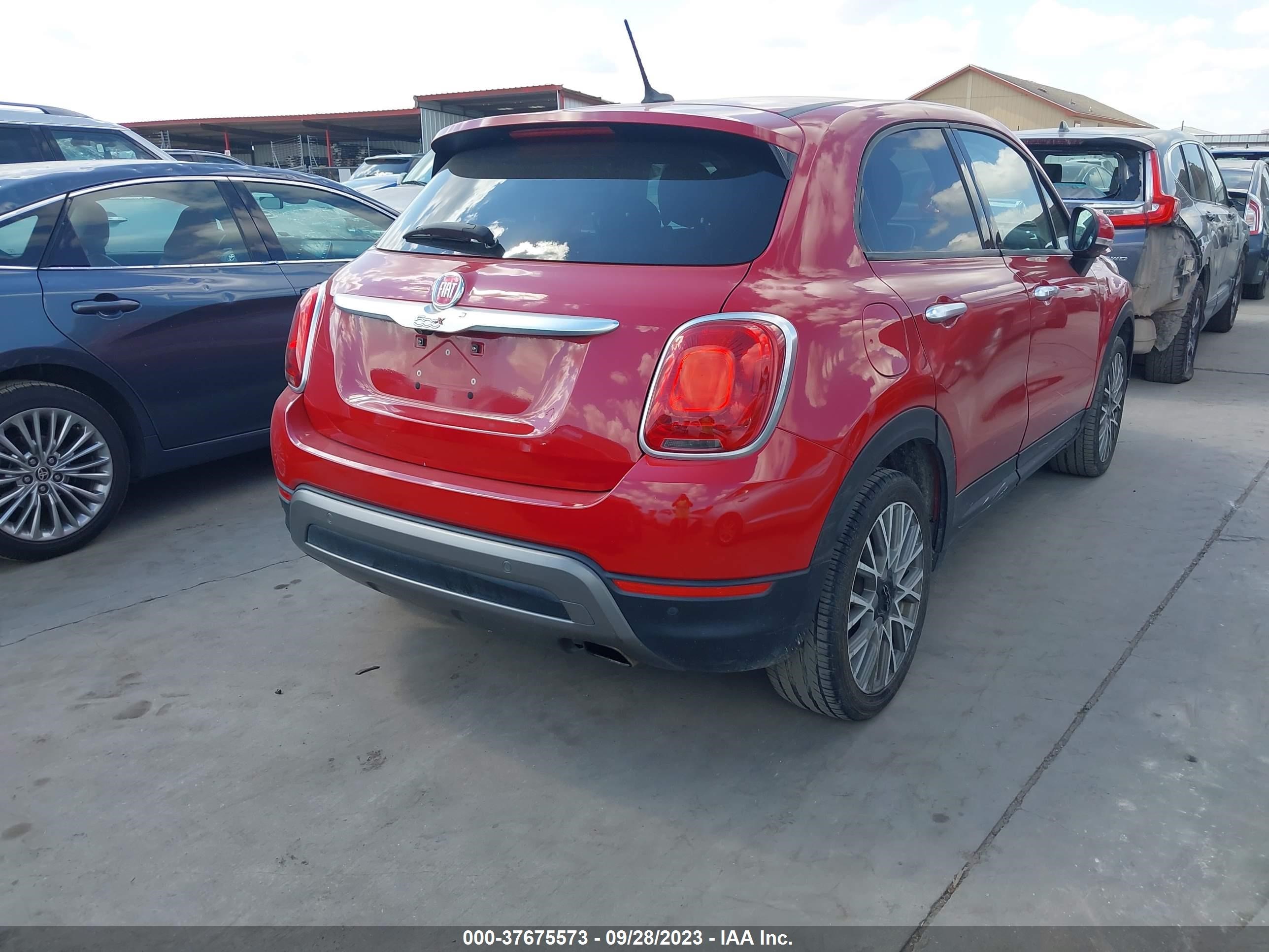 Photo 3 VIN: ZFBCFXCT0GP325170 - FIAT 500X 