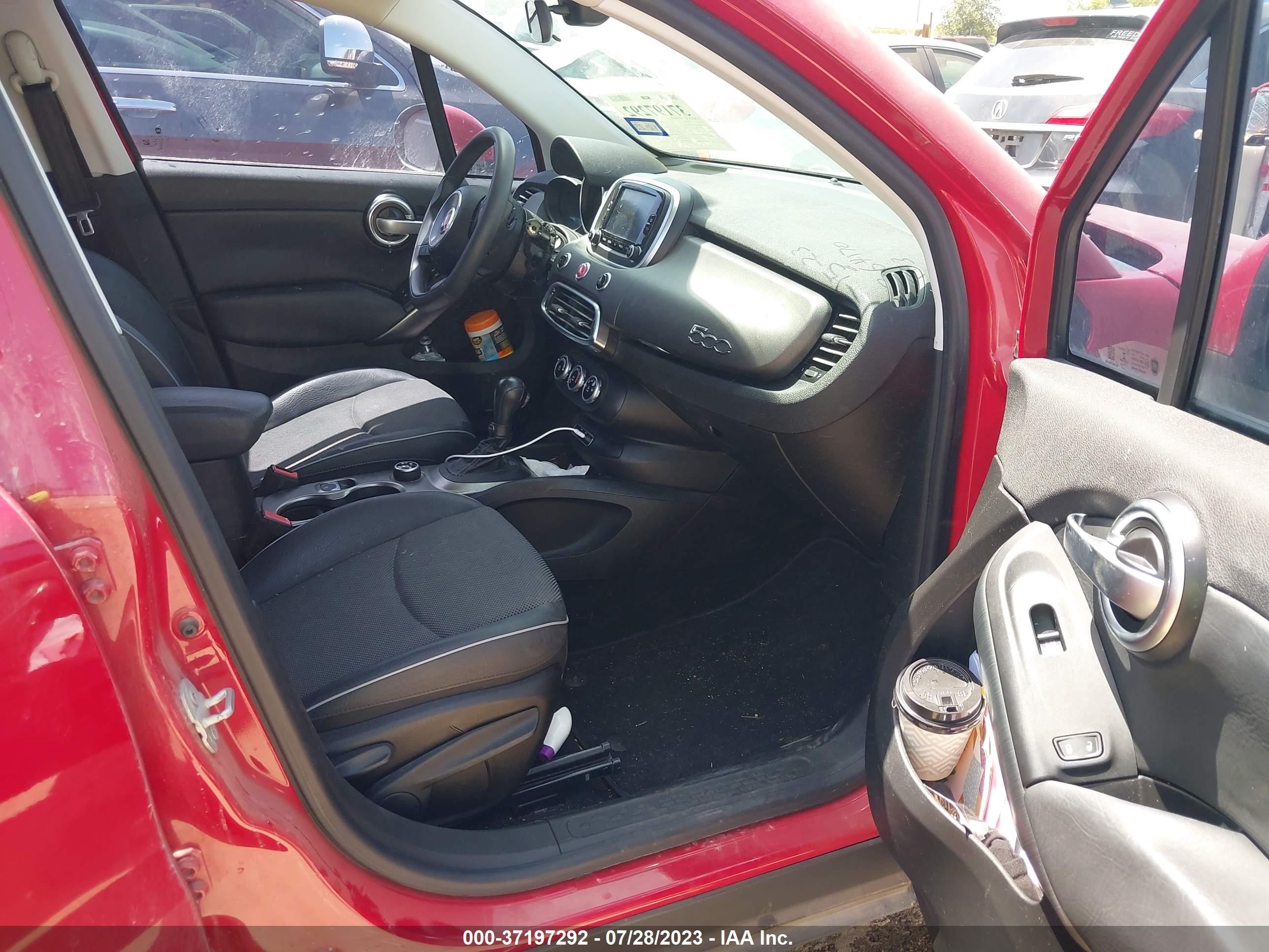 Photo 4 VIN: ZFBCFXCT3GP303143 - FIAT 500X 