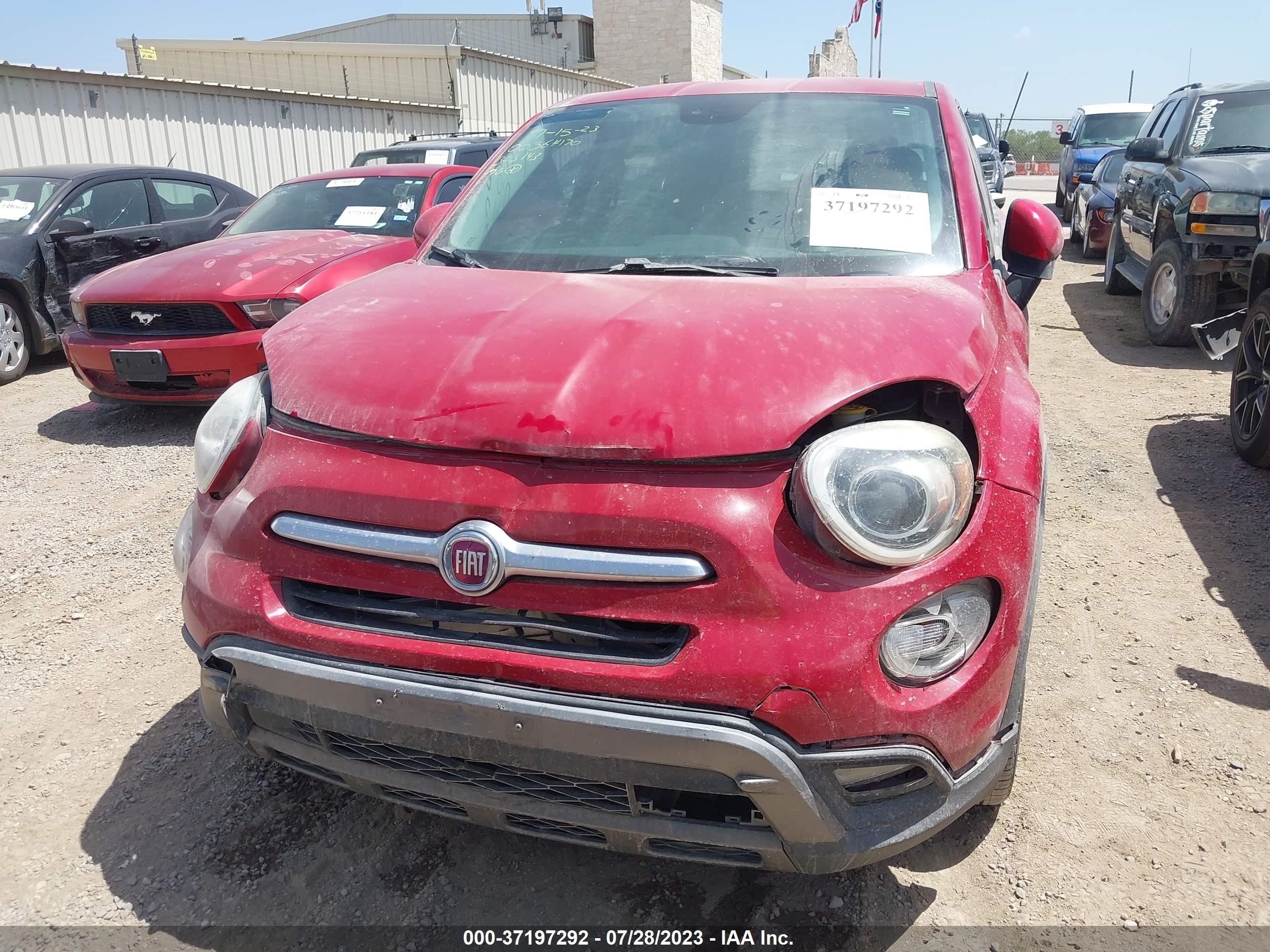 Photo 5 VIN: ZFBCFXCT3GP303143 - FIAT 500X 